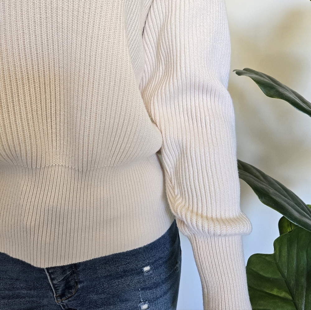 Free People Soft Cream V-Neck Sweater Size L Women's - Picture 3 of 11
